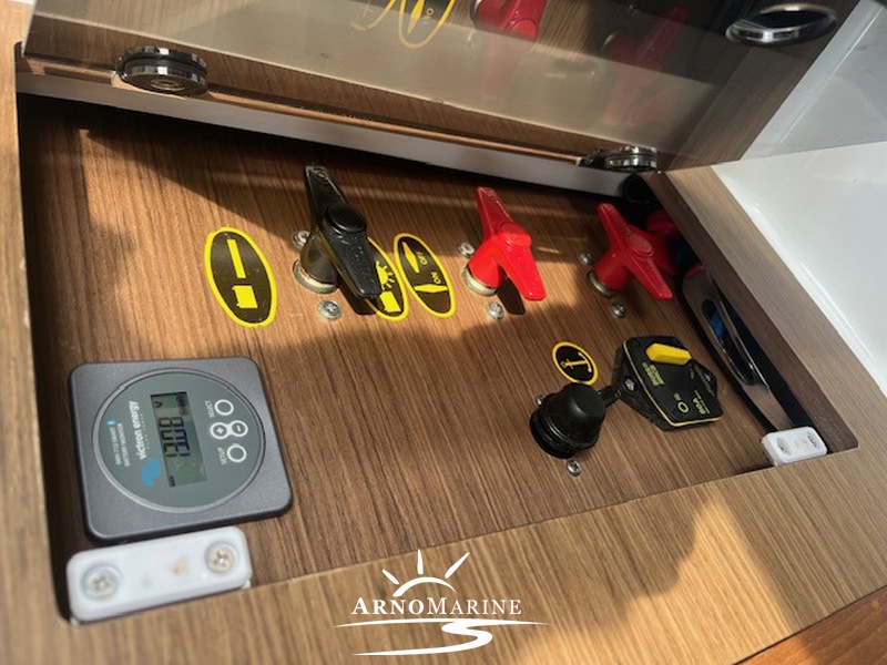 JEANNEAU MERRY FISHER 895 OFFSHORE Foto 10