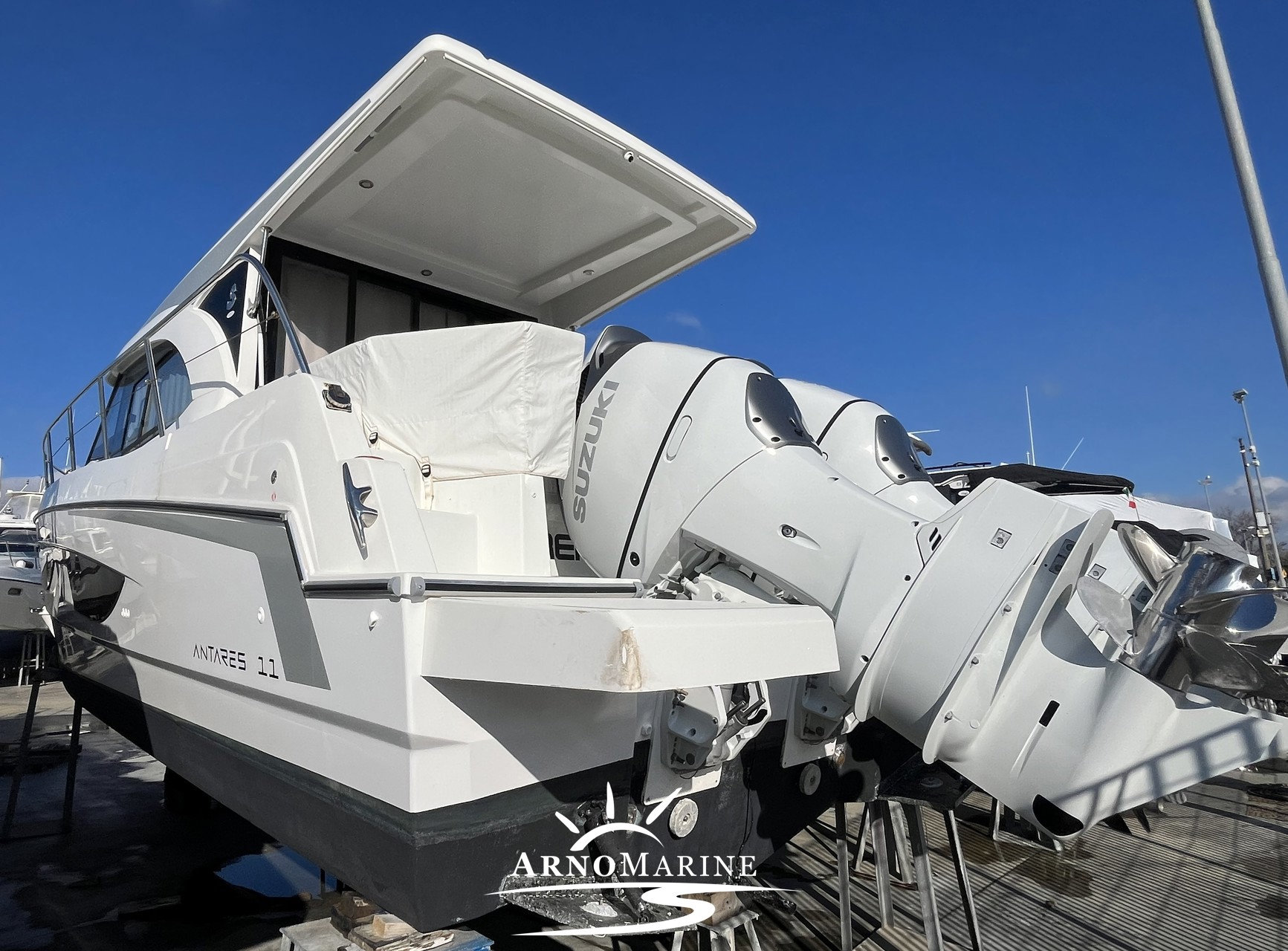 BENETEAU ANTARES 11 COUPE Usata 2024 - Foto 2