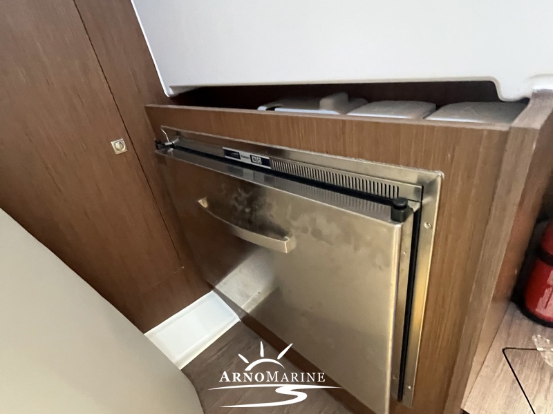 BENETEAU ANTARES 11 COUPE Foto 6