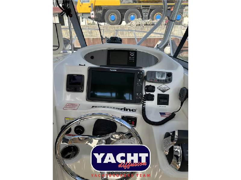 Boston Whaler 255 Conquest Foto 7