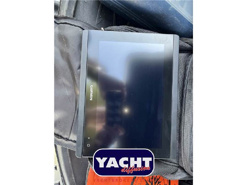 Boston Whaler 255 Conquest Foto 17