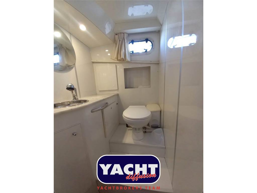 Bellcraft 900 Usata 2004 - Foto 9