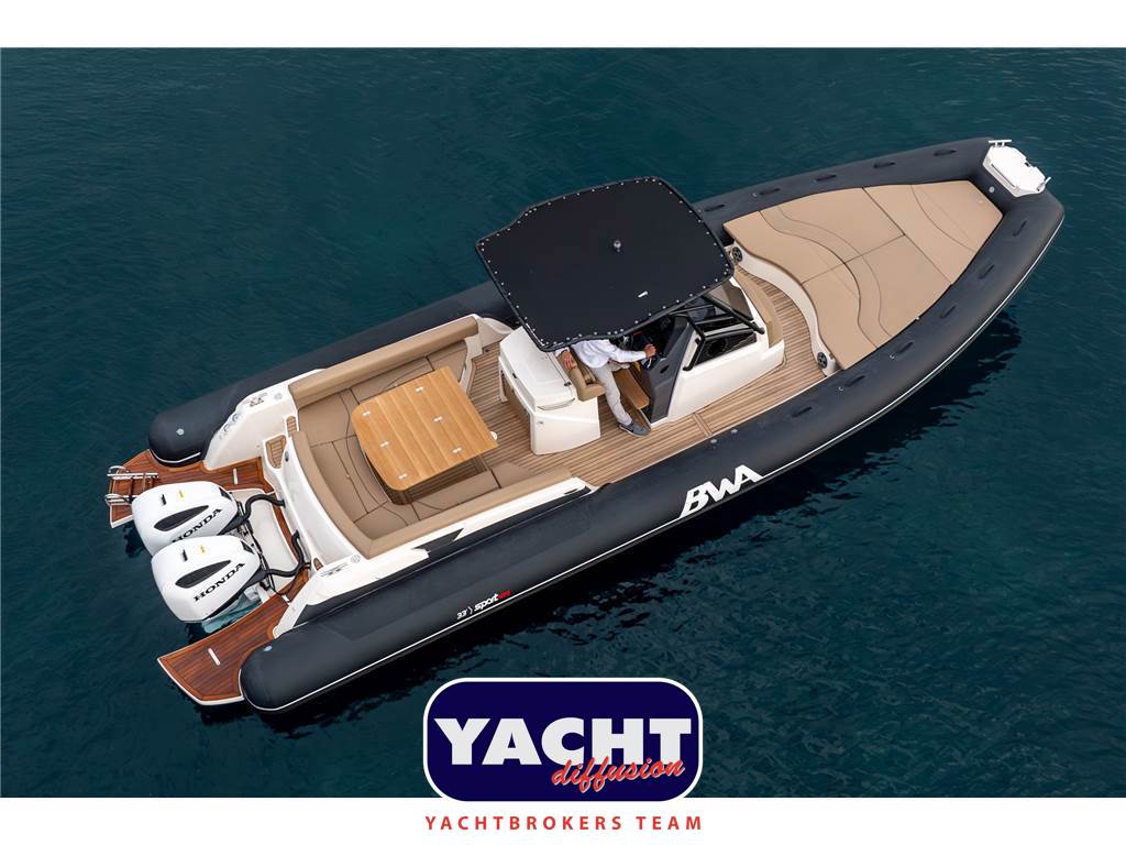 BWA 33 SPORT GTO Used 2025 - Photo 11