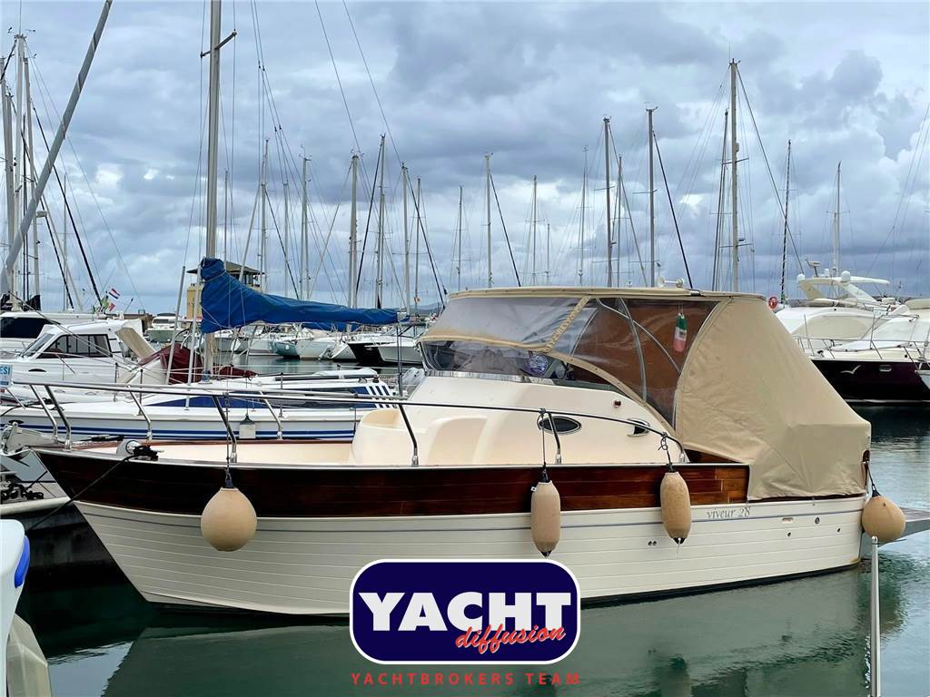 Cantieri Tirrenia Viveur 28 Cabin Usata -1 - Foto 18