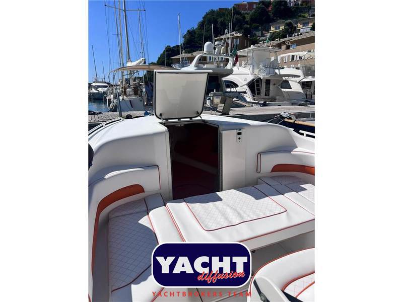 Wellcraft Marine SCARAB 35 SPORT CUDDY Foto 14