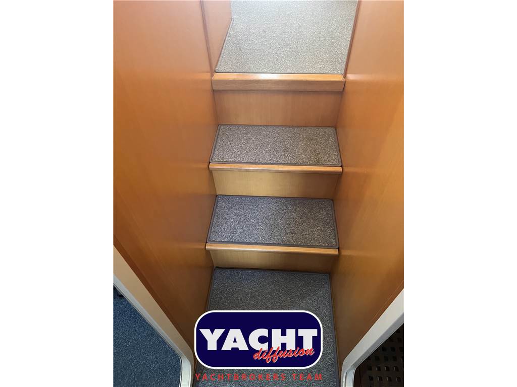 Mochi Craft DOMINATOR 34 Used 1992 - Photo 7