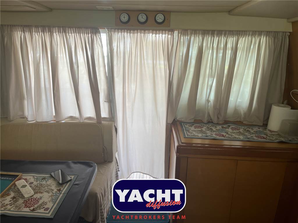 Mochi Craft DOMINATOR 34 Used 1992 - Photo 14