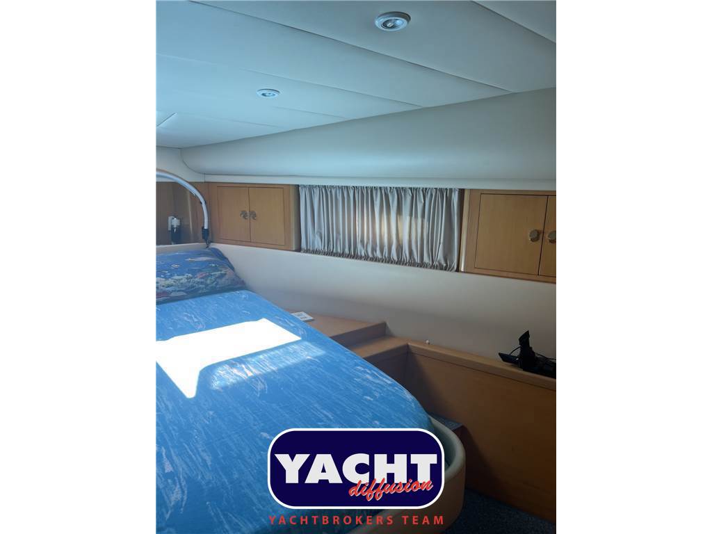 Mochi Craft DOMINATOR 34 Used 1992 - Photo 11