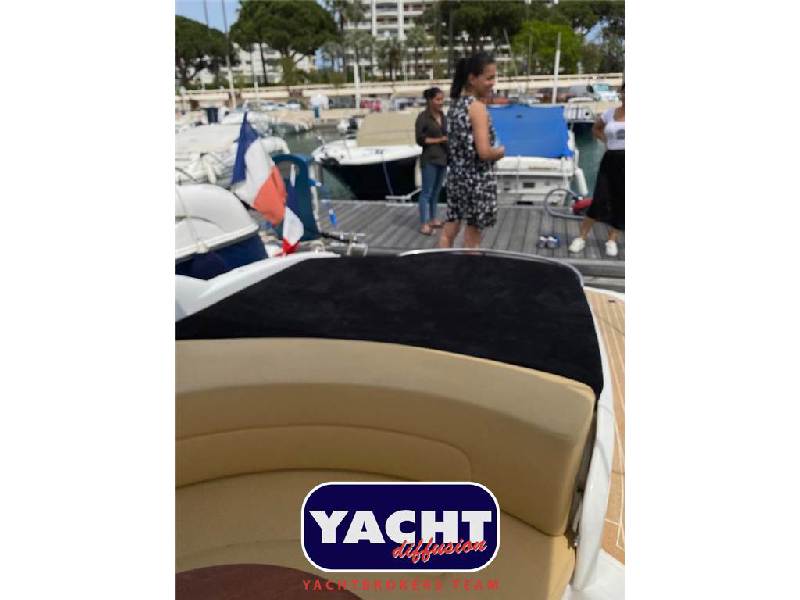 Sessa Marine ISLAMORADA 32 Foto 8
