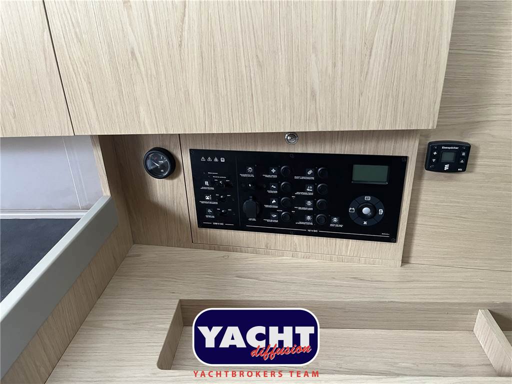 Beneteau Oceanis 41.1 Used 2016 - Photo 16