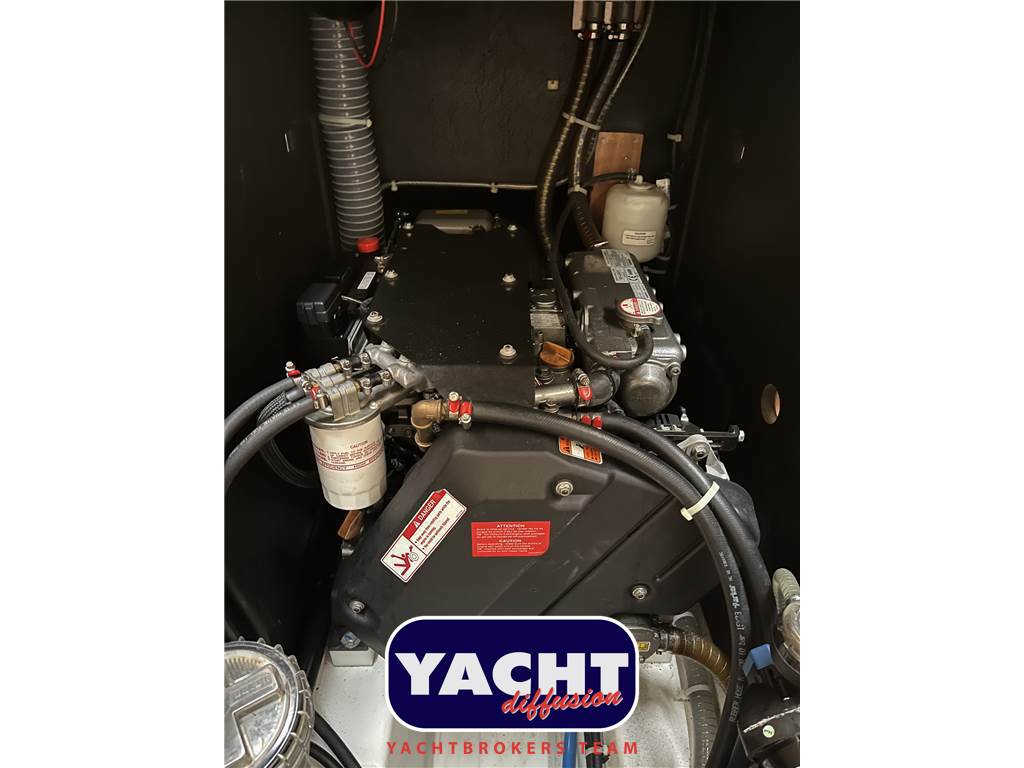 Beneteau Oceanis 41.1 Used 2016 - Photo 11