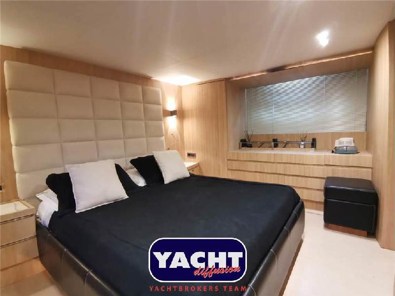 Uniesse Marine UNIESSE 75 HT Foto 15