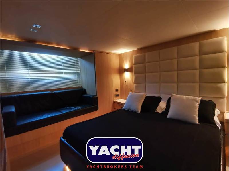 Uniesse Marine UNIESSE 75 HT Foto 14