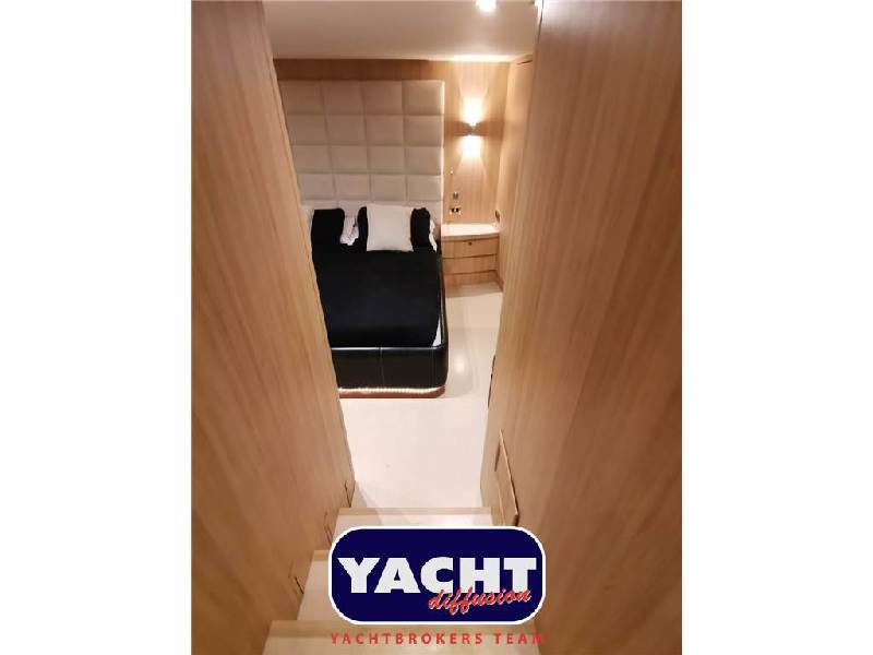 Uniesse Marine UNIESSE 75 HT Foto 13