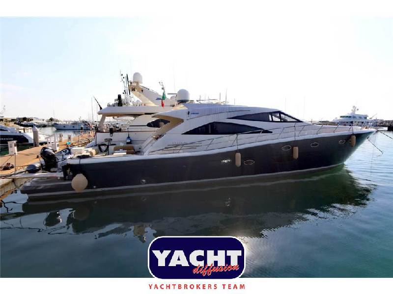 Uniesse Marine UNIESSE 75 HT Foto 2