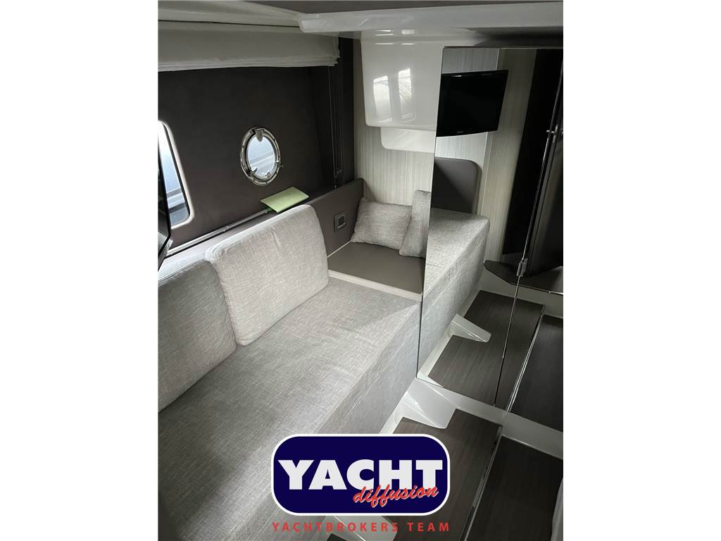 Cranchi M44 HT Usata 2022 - Foto 14