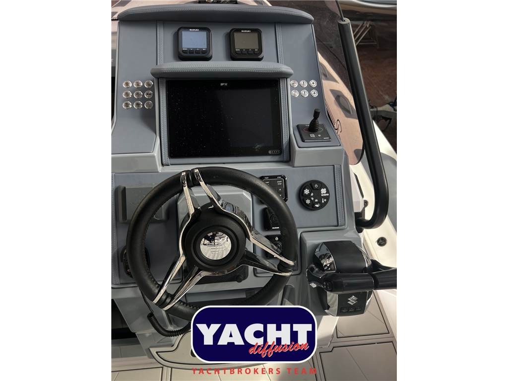 Ranieri International Cayman 38 Excutive Usata 2025 - Foto 10