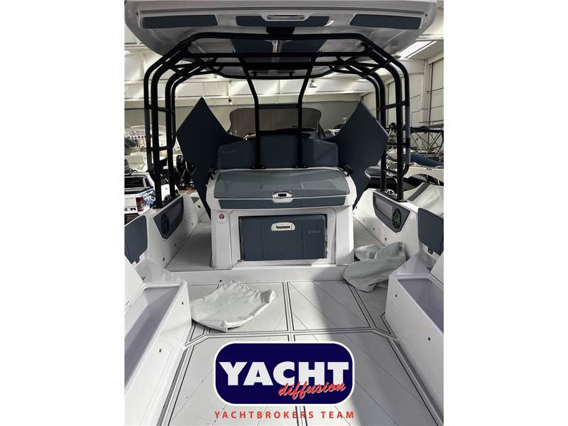 Ranieri International Cayman 38 Excutive Foto 5