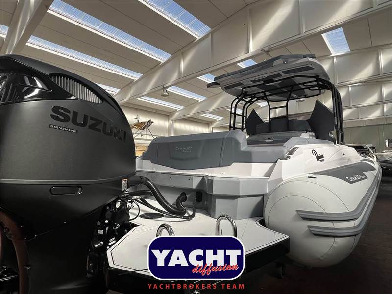 Ranieri International Cayman 38 Excutive