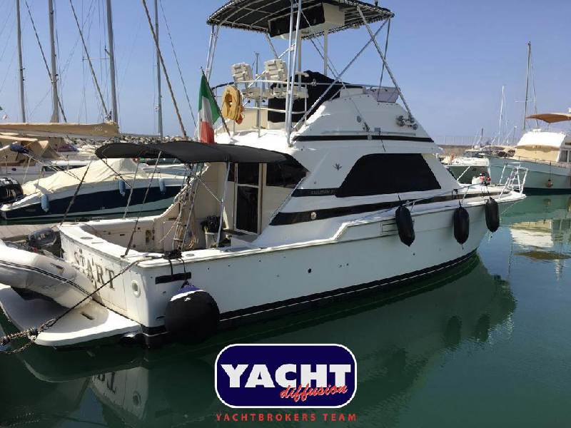 Bertram Yacht 37' Convertible