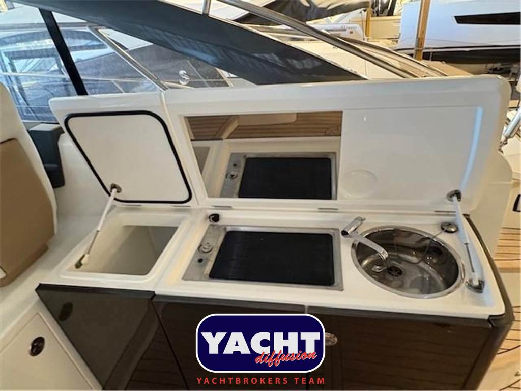 Princess V39 Usata 2015 - Foto 8