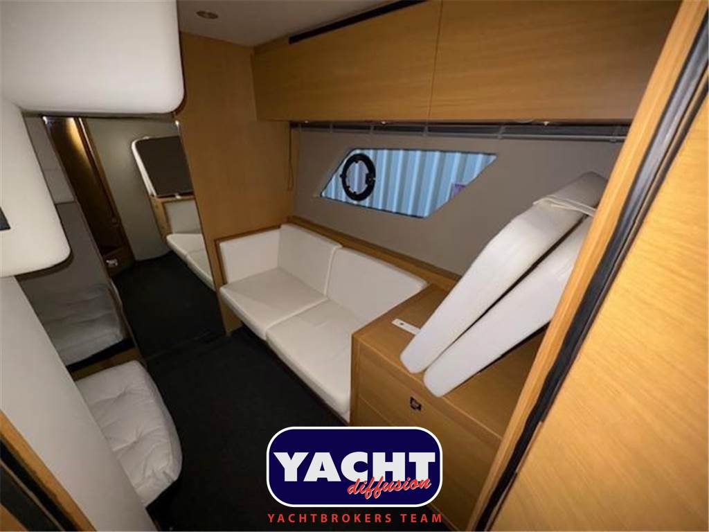 Princess V39 Usata 2015 - Foto 14