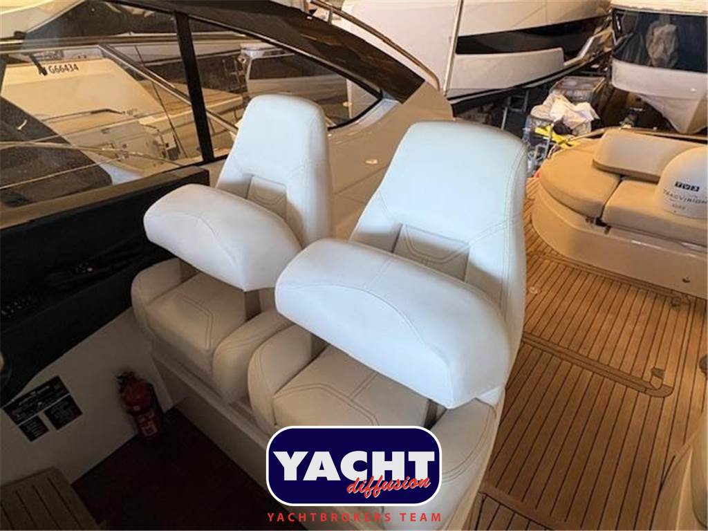 Princess V39 Usata 2015 - Foto 5