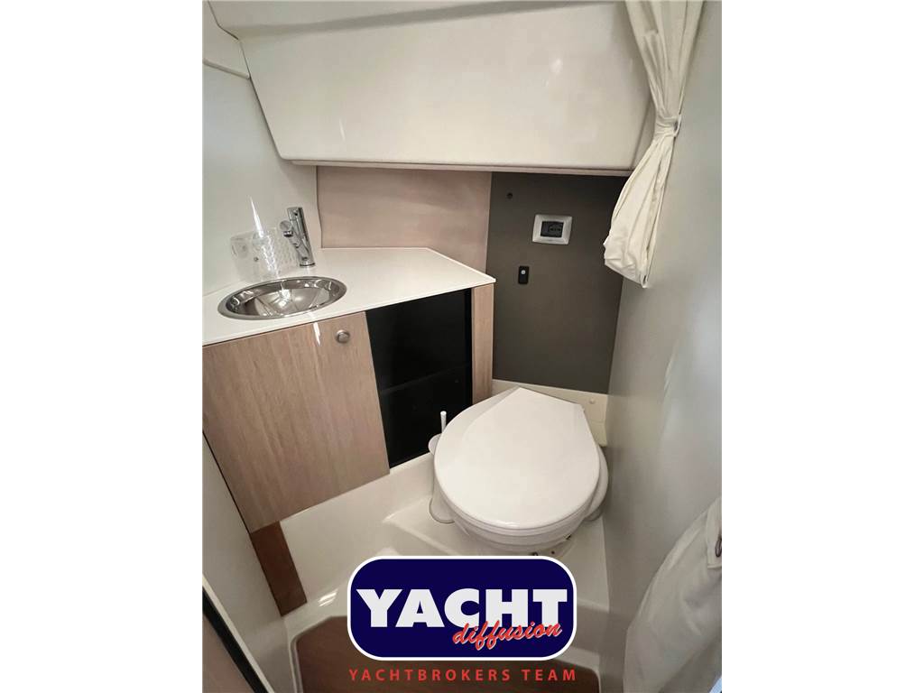 Cranchi ENDURANCE 30 Usata 2019 - Foto 12