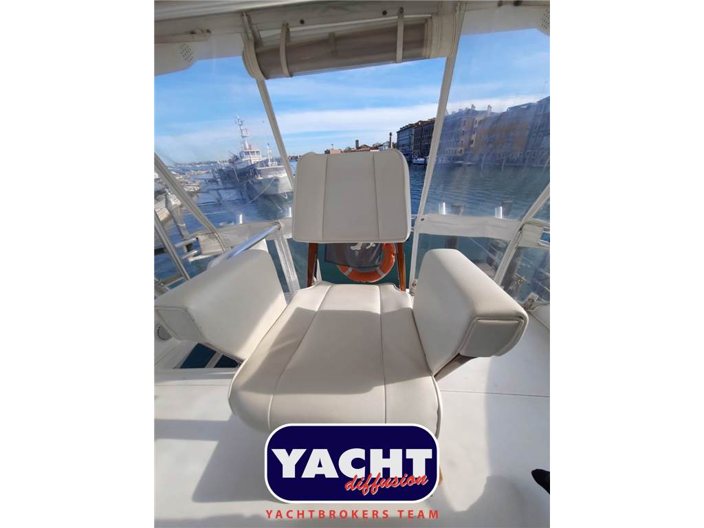 Viking Yachts 57' Convertible Usata 2009 - Foto 10