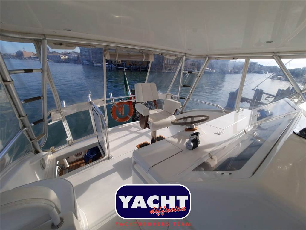 Viking Yachts 57' Convertible Usata 2009 - Foto 7