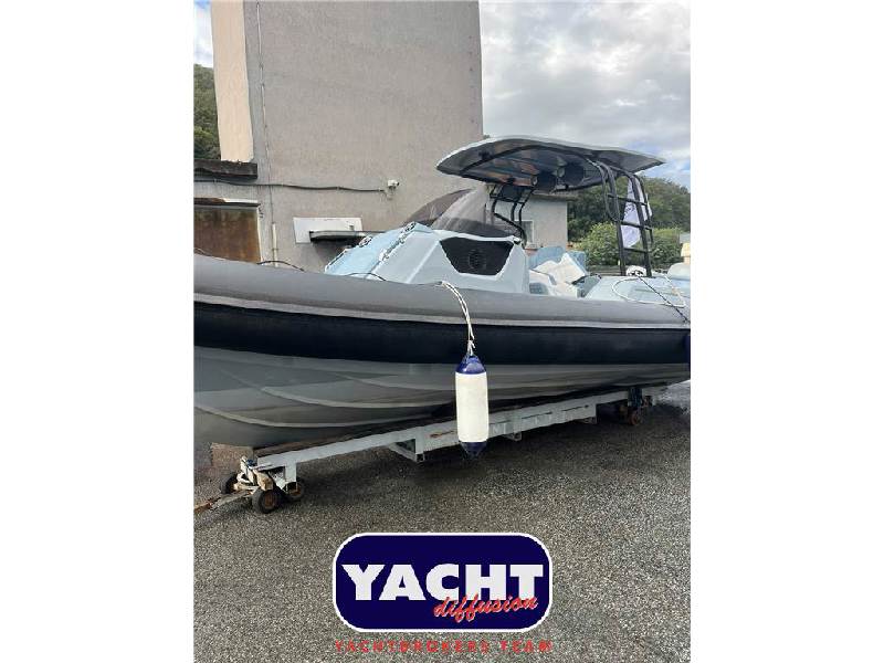 Ranieri International Cayman 28 Executive Foto 2