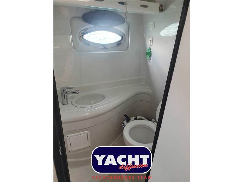 Crownline 270 CR Foto 9