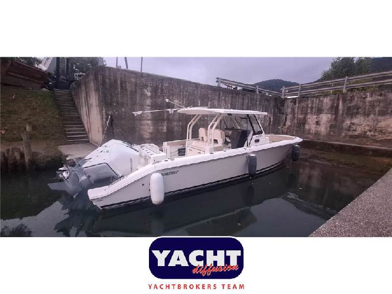 Pursuit S 328 Foto 17