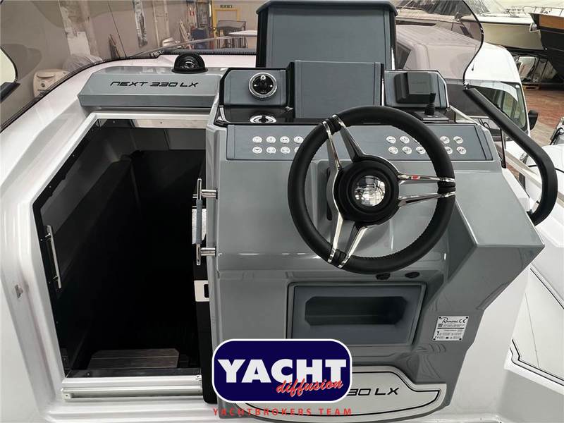 Ranieri International Next 330 LX Foto 6