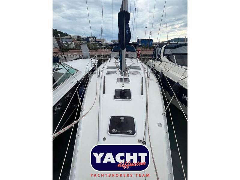 Beneteau Oceanis 393 Clipper Foto 3