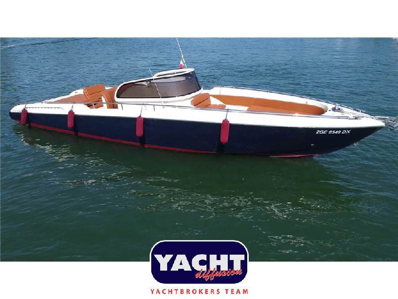 Supermarine Iguana 36 Foto 19