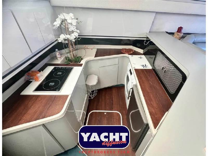 Sea Ray 430 CONVERTIBLE Foto 14