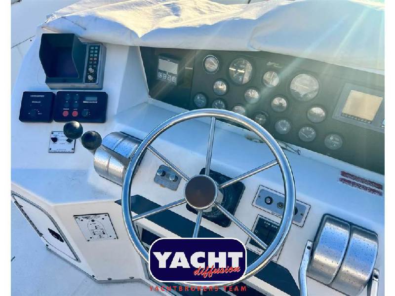 Sea Ray 430 CONVERTIBLE Foto 5