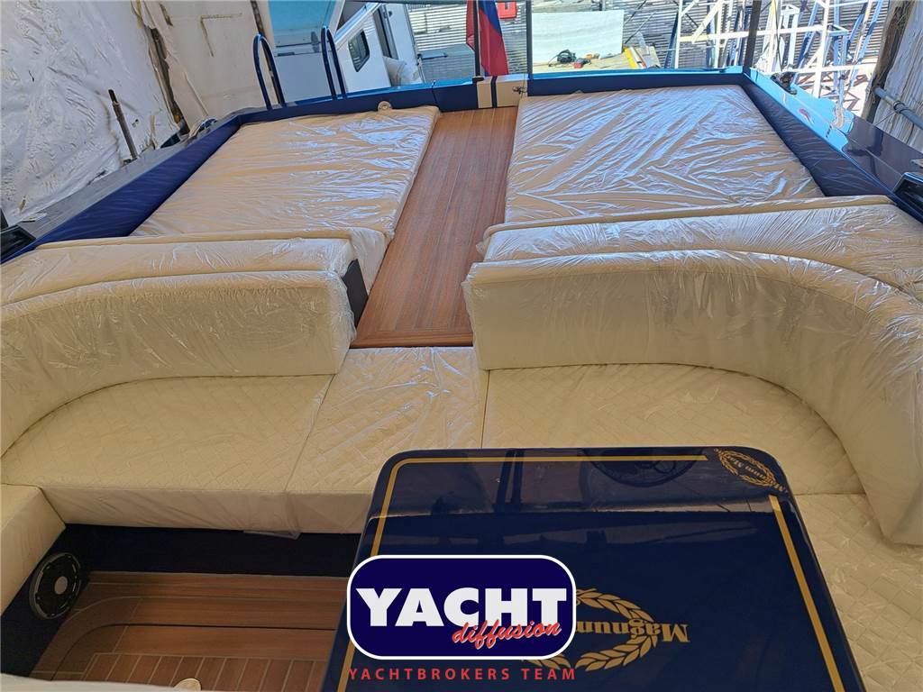 Magnum Marine MAGNUM 40 Usata 1990 - Foto 5