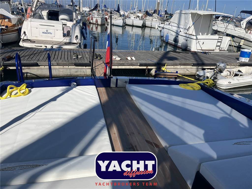 Magnum Marine MAGNUM 40 Usata 1990 - Foto 20