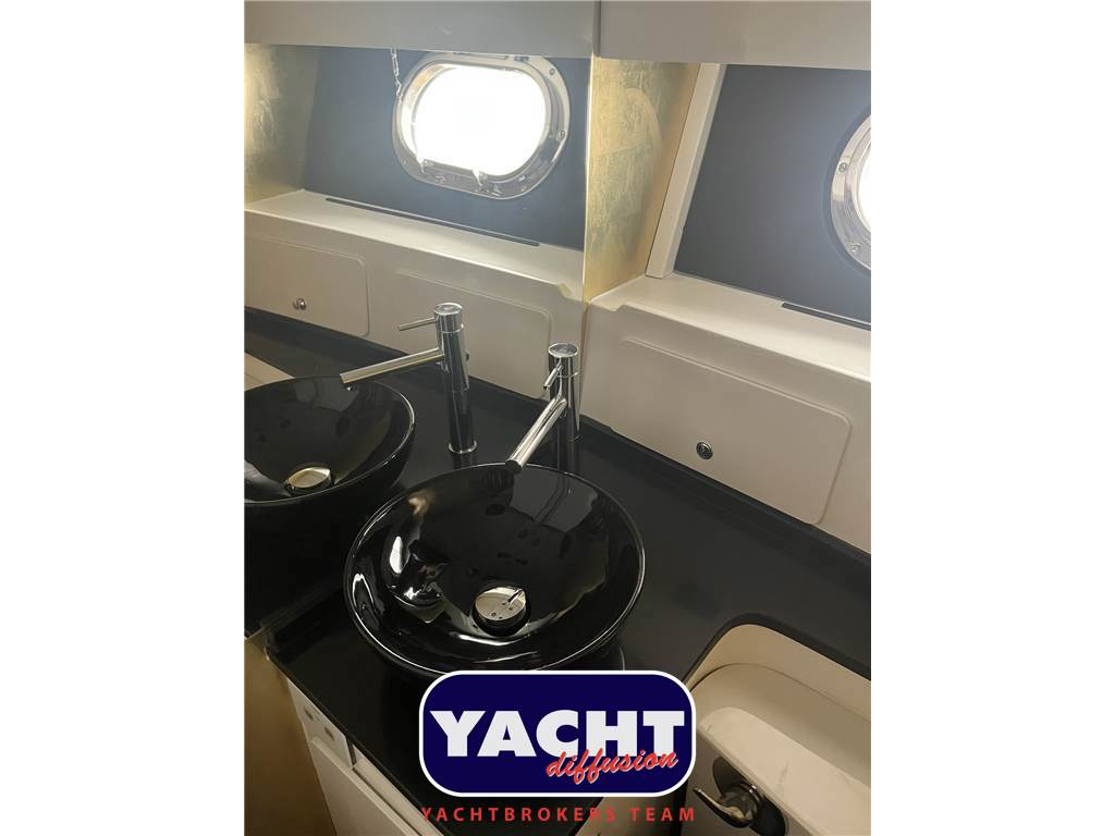 Magnum Marine MAGNUM 40 Usata 1990 - Foto 16