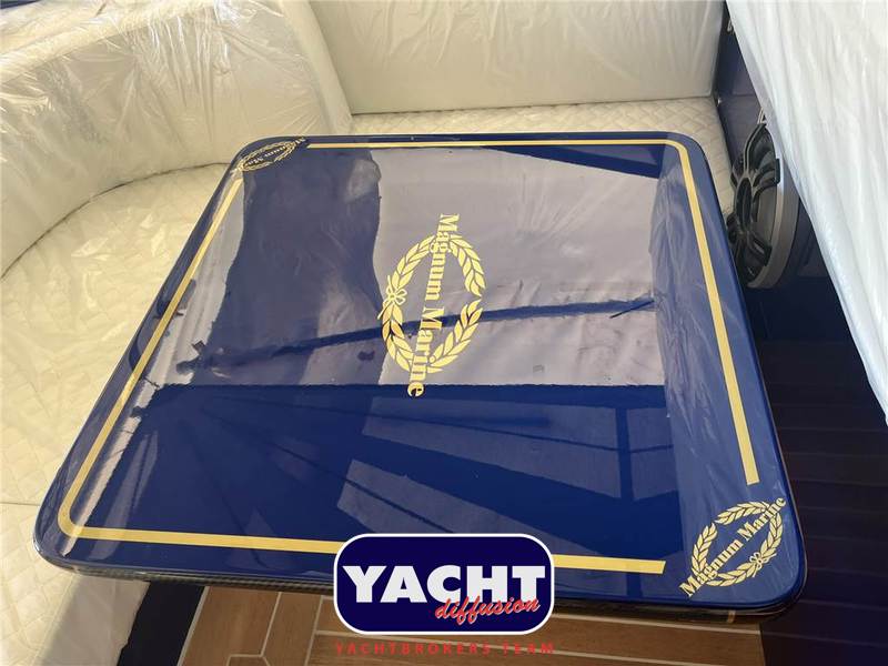 Magnum Marine MAGNUM 40 Foto 10