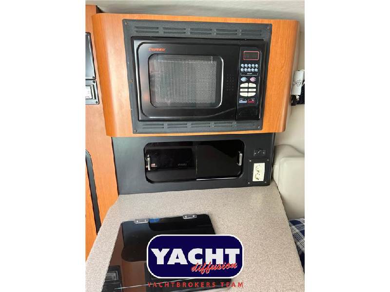Crownline 315 SCR Foto 12