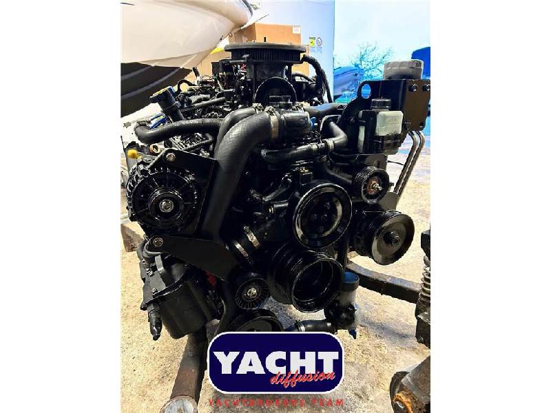 Crownline 315 SCR Foto 16