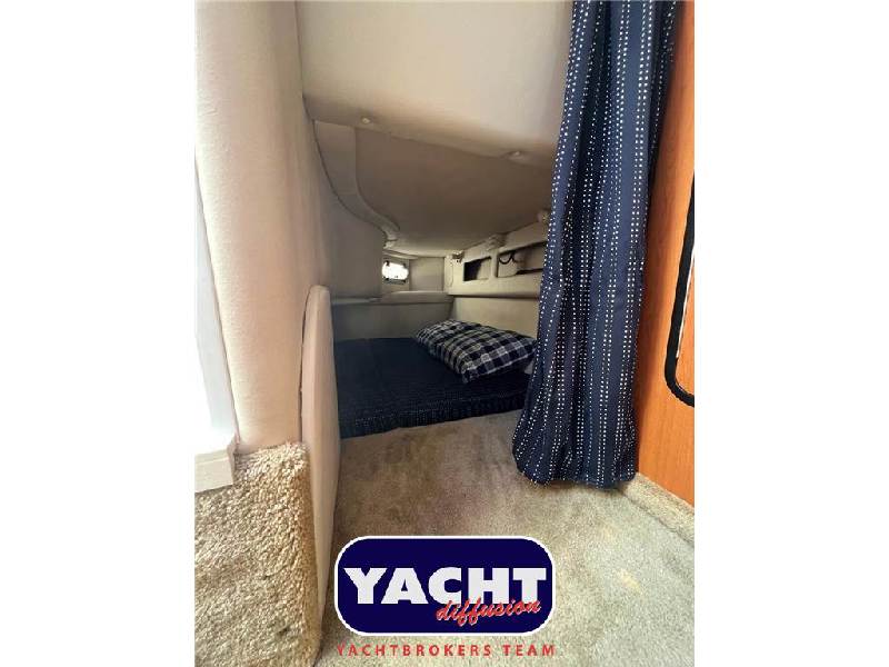 Crownline 315 SCR Foto 8