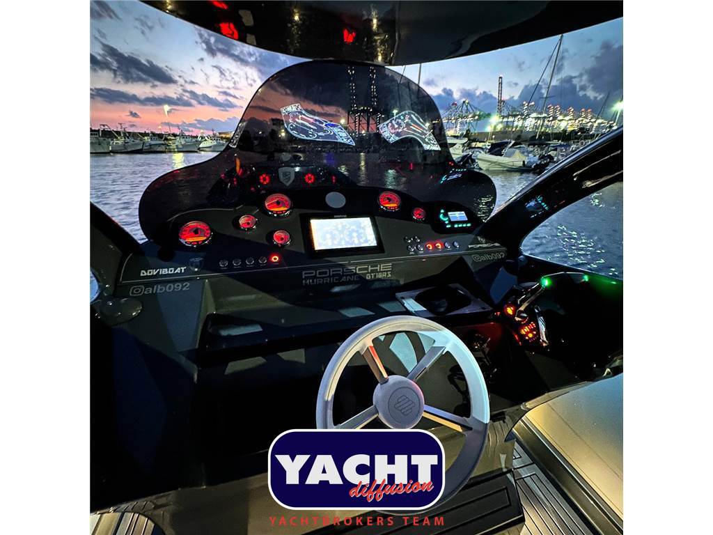 Doviboat Porsche Hurricane GT10RS Usata 2025 - Foto 18
