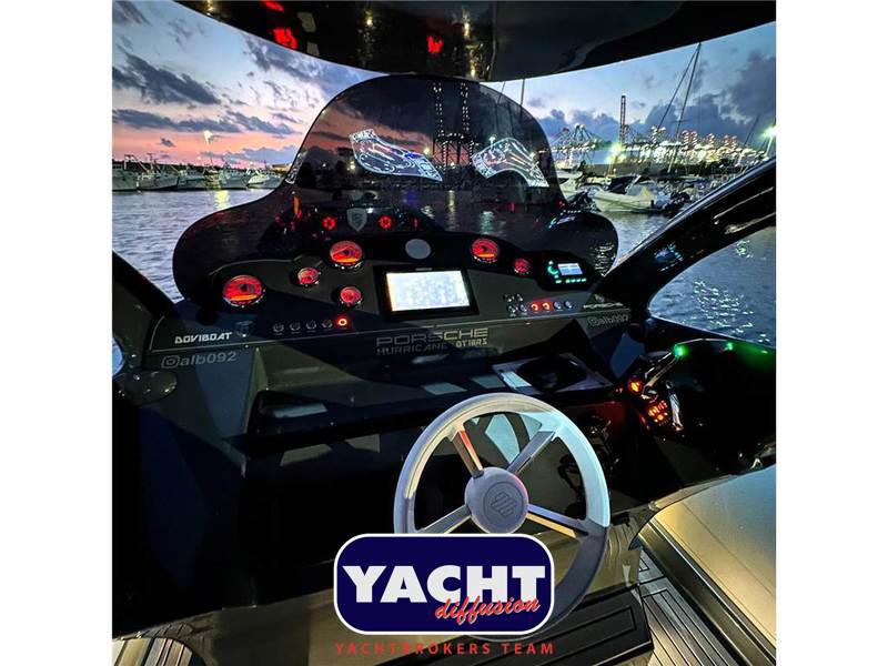 Doviboat Porsche Hurricane GT10RS Foto 18