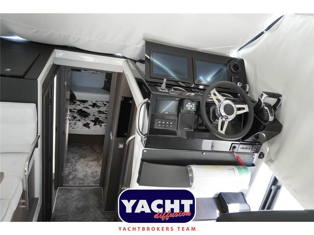 Jeanneau Merry Fisher  12.95 Usata 2024 - Foto 17