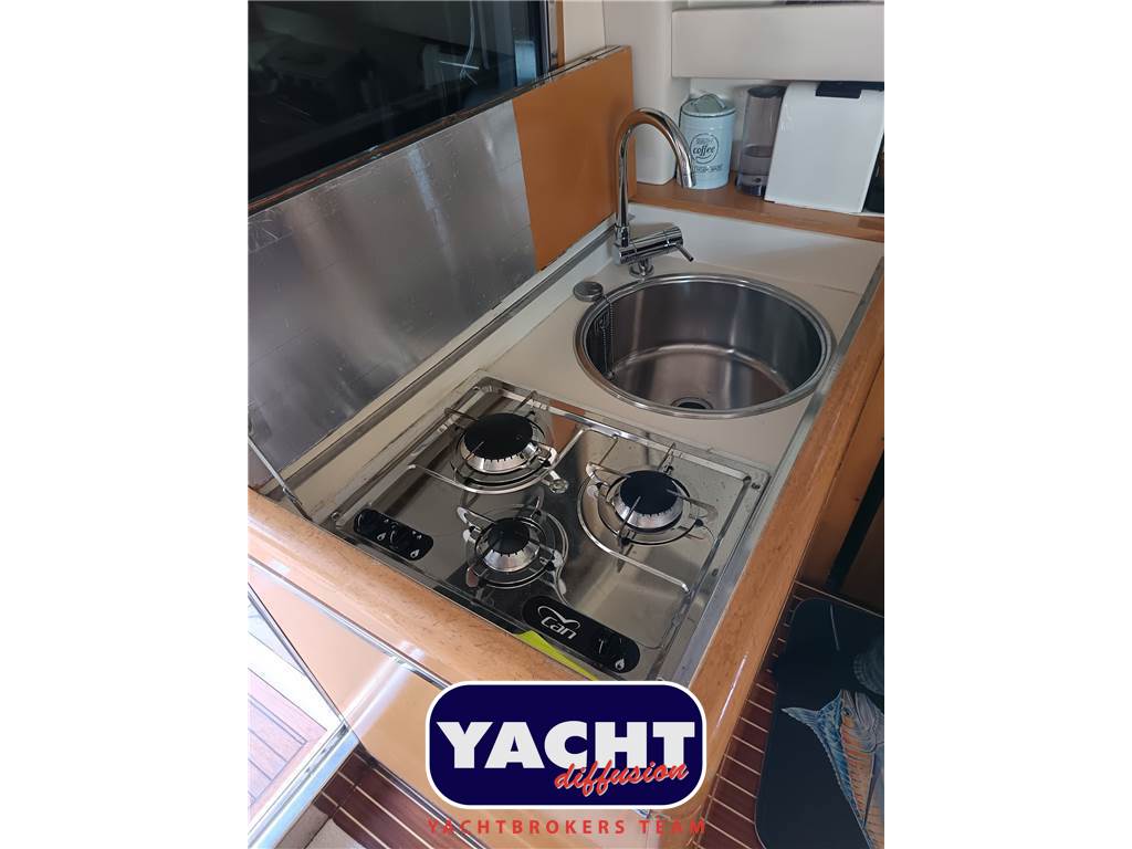 Mochi Craft DOMINATOR 34 FLY FISH Usata 1993 - Foto 7