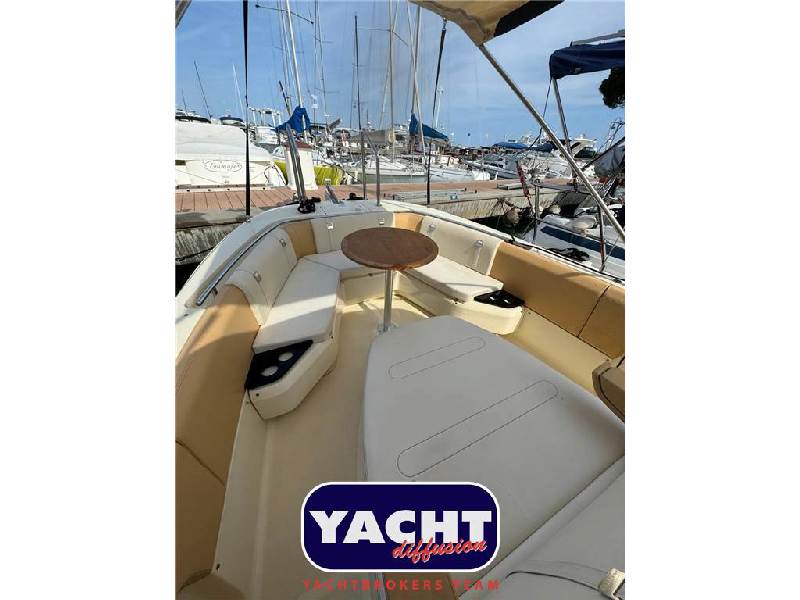 Invictus FX270 Foto 3